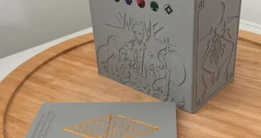 MTG Eldrazi Incursion Dual Sleeve Deck Box – Side View OreKo MTG Eldrazi Incursion dual sleeve deck box side view showing large format size compared to standard