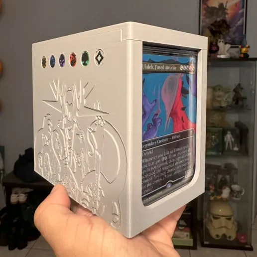 OreKo MTG Eldrazi Incursion dual sleeve deck box showing Eldrazi cap detail with mana chips assembled