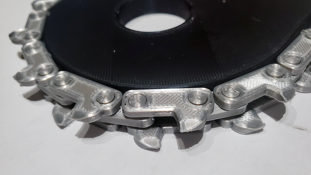 Lollipop Chainsaw Chain Links - Perfect Fit Assembly OreKo Lollipop Chainsaw perfect fit chain links showing flat version assembled with precise joint tolerances