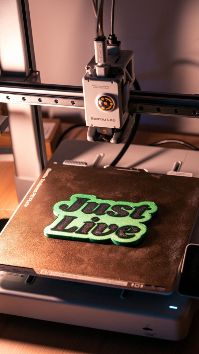 Bambu Lab printer with live printing in home maker setup