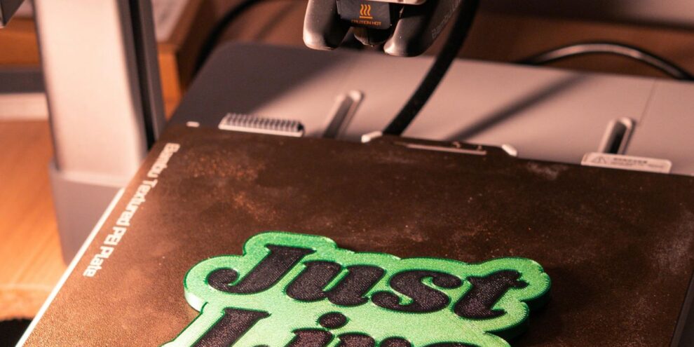 Bambu Lab printer with live printing in home maker setup