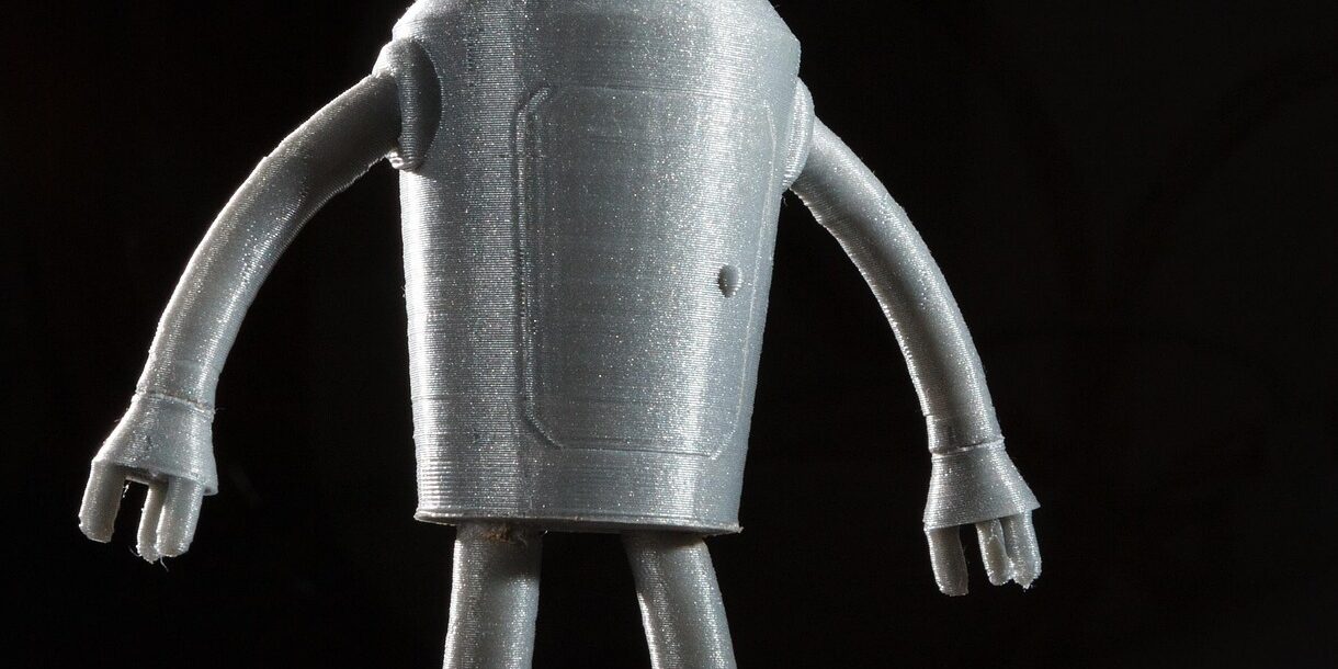 3D printed robot showing variable layer height with detailed and fast sections