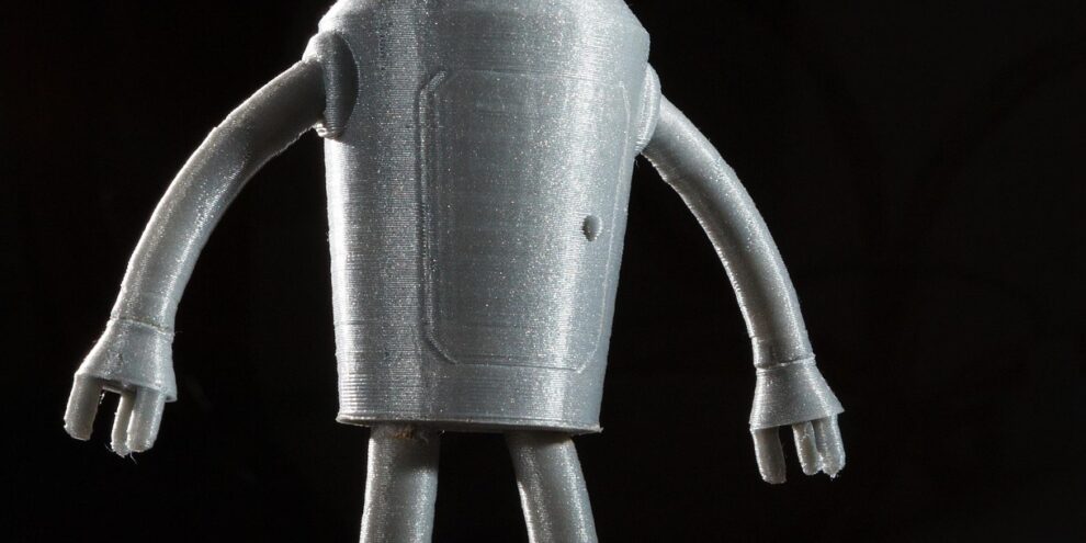 3D printed robot showing variable layer height with detailed and fast sections